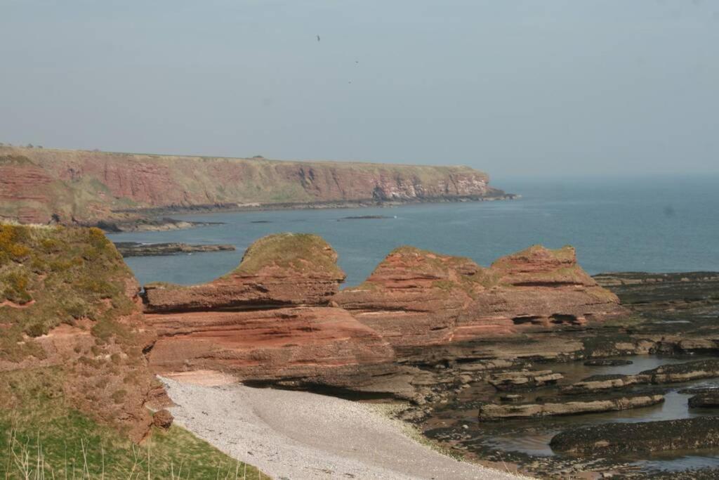 Bell Rock View Arbroath Apartment แองกัส ภายนอก รูปภาพ